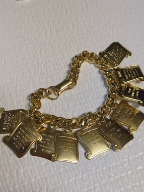 ❤️3/$10❤️Goldtone Charm Bracelet with Ten Commandments Scripture Plaques